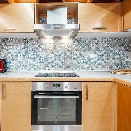 شقة فندقية Amaryllis Front House *