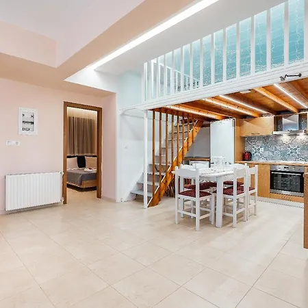 شقة فندقية Amaryllis Front House Rhodes City
